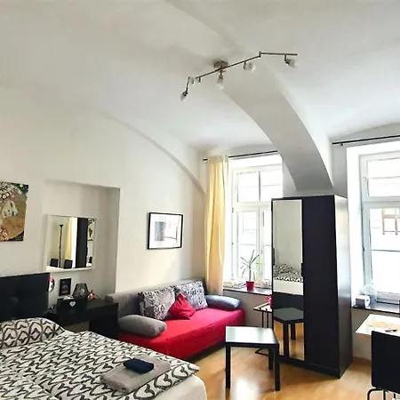 Msq Diana Vienna - 10 Min From City Center - Free Coffee And Tea - High Speed Internet Exterior photo