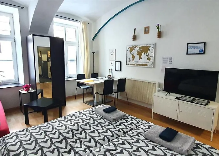 Msq Diana Vienna - 10 Min From City Center - Free Coffee And Tea - High Speed Internet