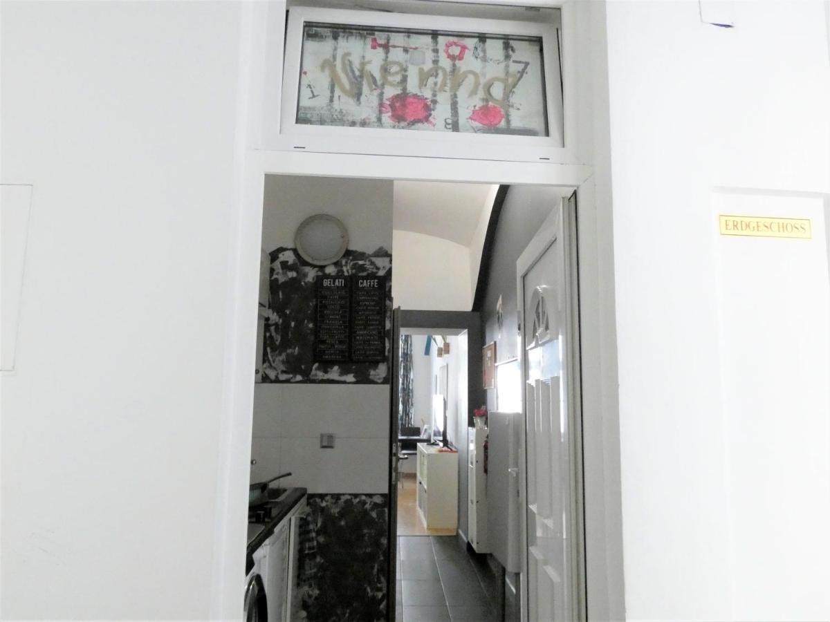 Apartmán Msq Diana - 10 Min From Center - Free Coffee And Tea - High Speed Internet Vídeň
