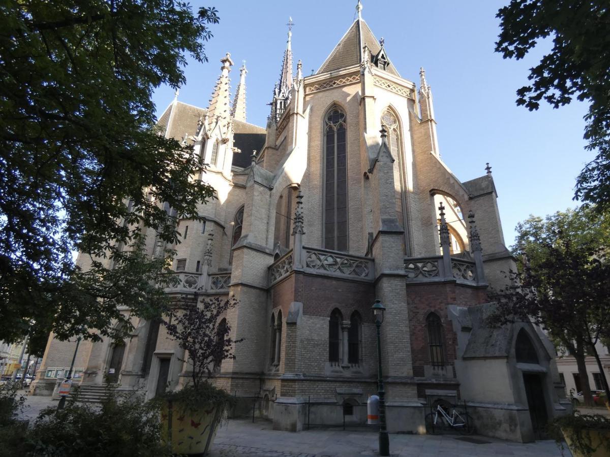 Apartmán Msq Diana - 10 Min From Center - Free Coffee And Tea - High Speed Internet