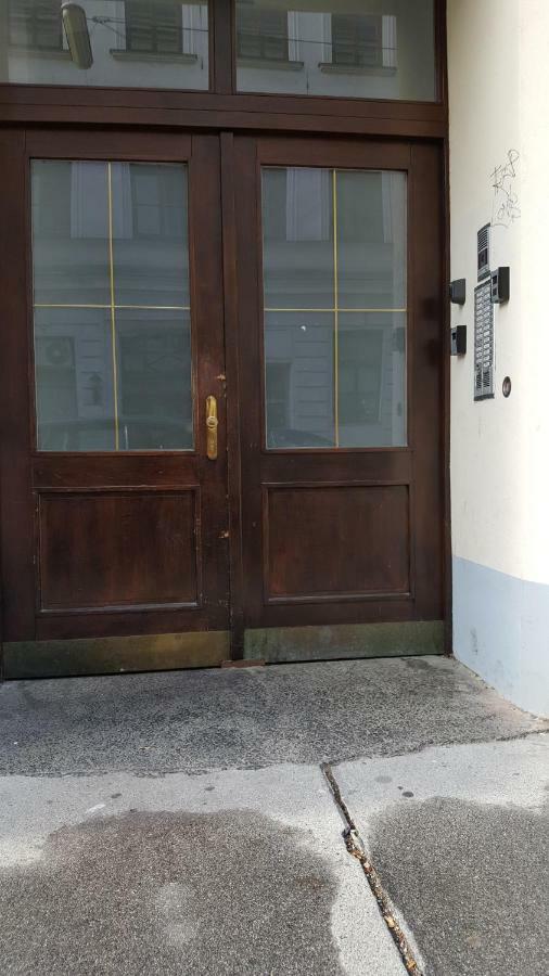 Msq Diana - 10 Min From Center - Free Coffee And Tea - High Speed Internet Apartmán *